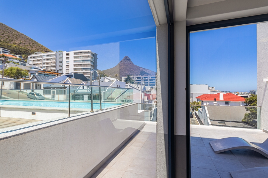 1 Bedroom Property for Sale in Sea Point Western Cape